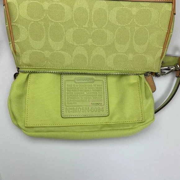 Green Y2K Vintage Coach 6094 Demi Pochette Pouch Mini Bag Strawberry Charm SET - Picture 12 of 14